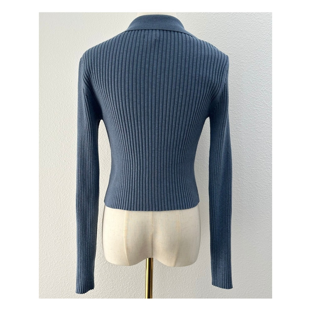 Aerie Collared Cropped Button Down Cardigan M Blue 90s Preppy Clean Girl - Picture 2 of 10